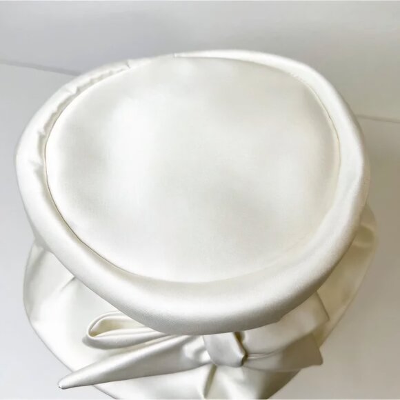 Vintage Clover Lane Satin Bucket Hat - Picture 5 of 9